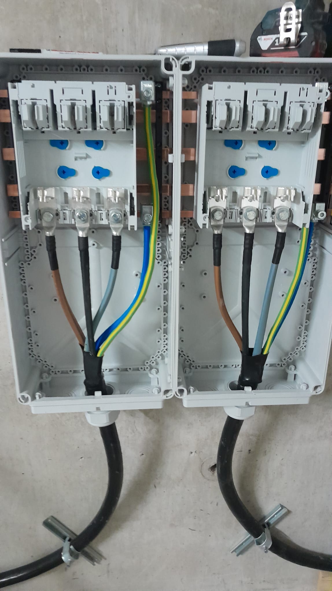 Pripojenie hlavného elektrického prívodu – elektro práce Bratislava